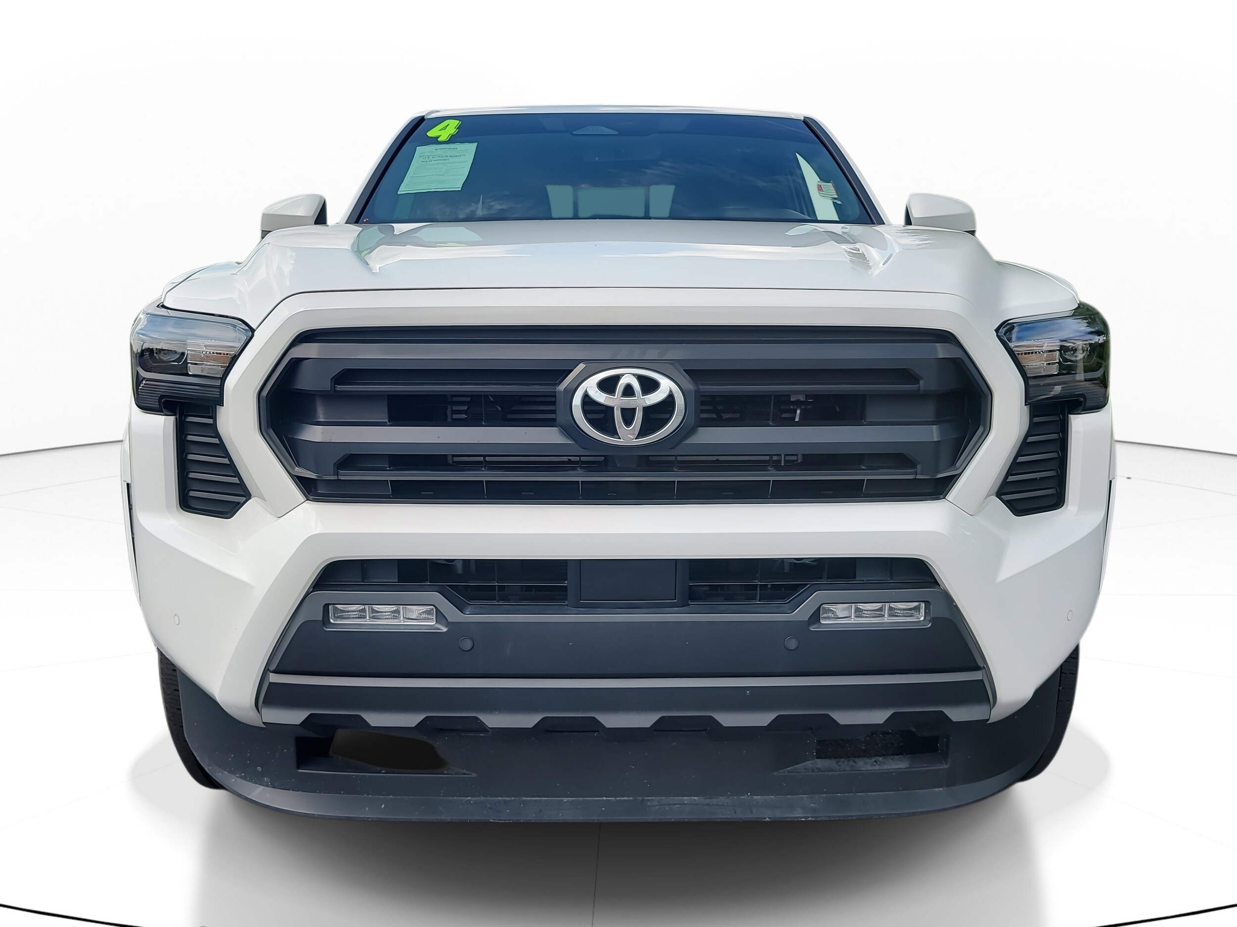 2024 Toyota Tacoma SR5 photo 2