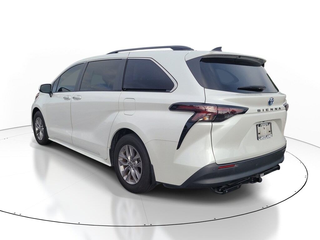 Used 2024 Toyota Sienna XLE 8 Passenger Van Passenger Van