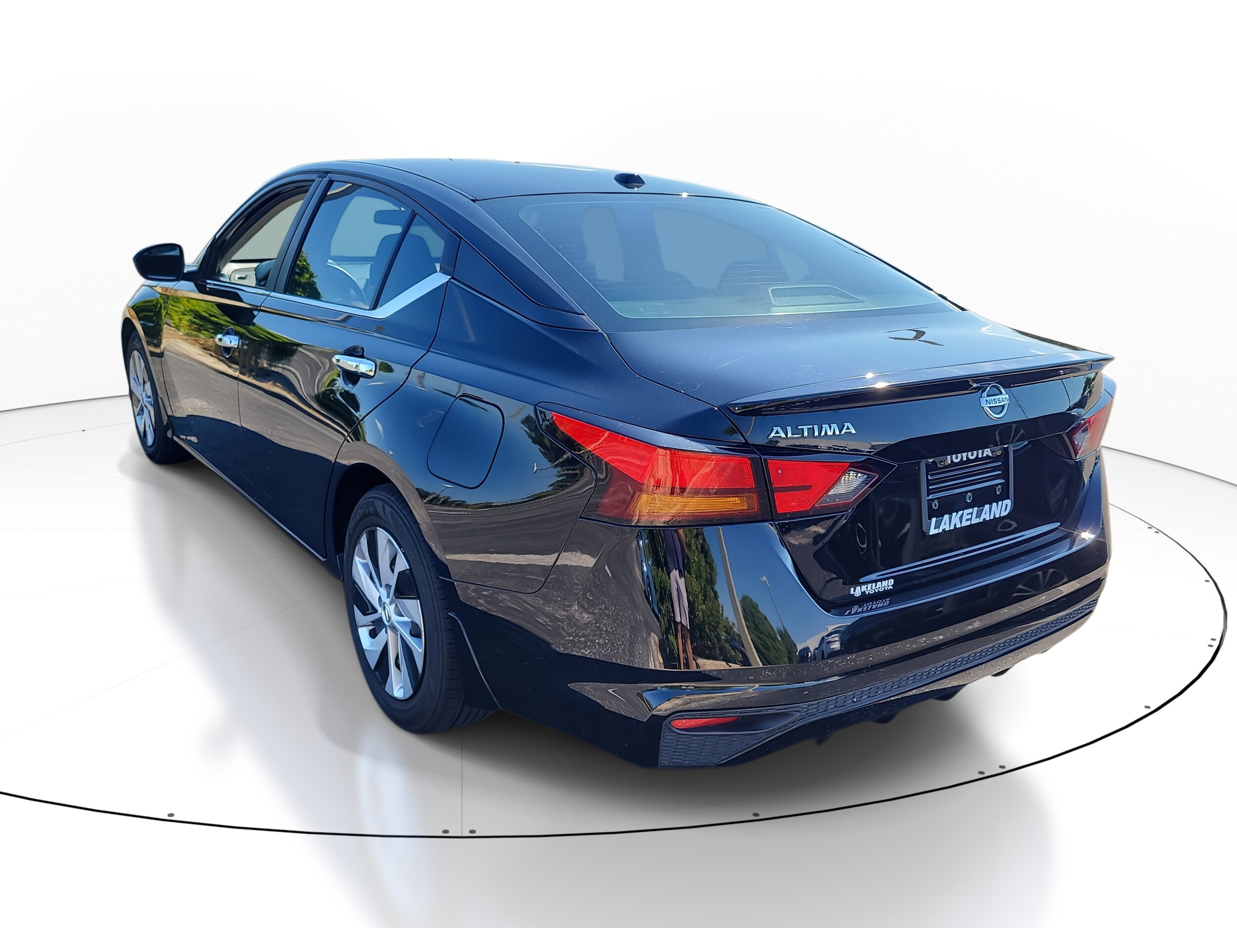 2019 Nissan Altima 2.5 S photo 4