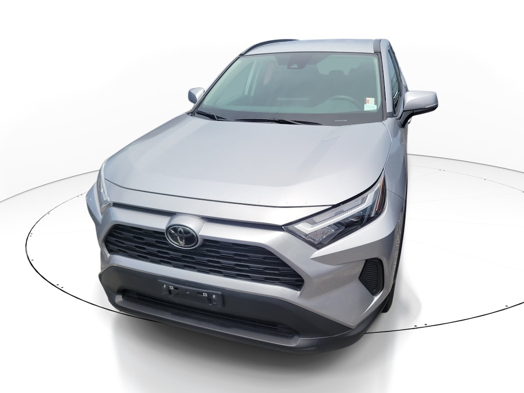 Used 2025 Toyota RAV4 XLE SUV