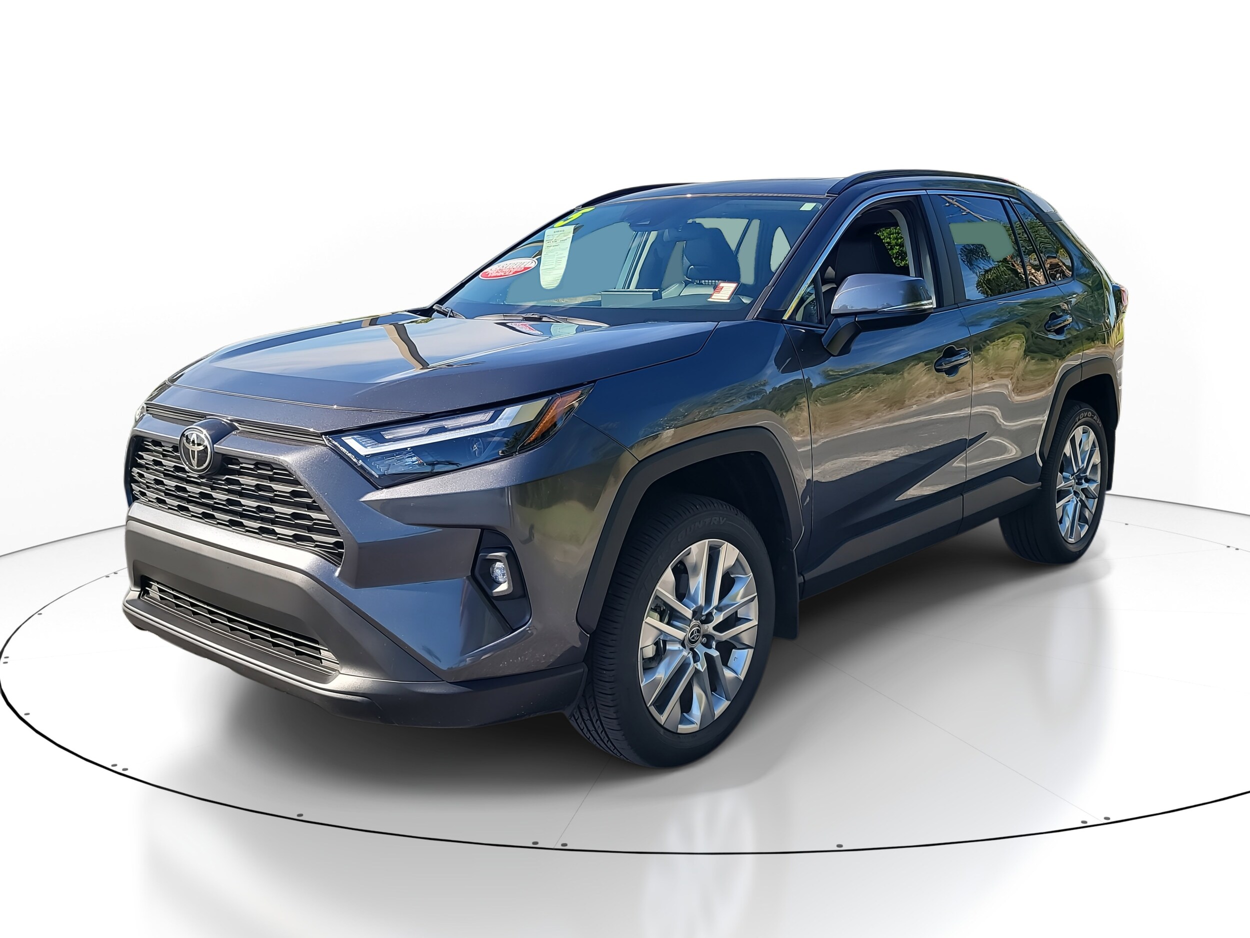 2025 Toyota RAV4 XLE Premium photo 3