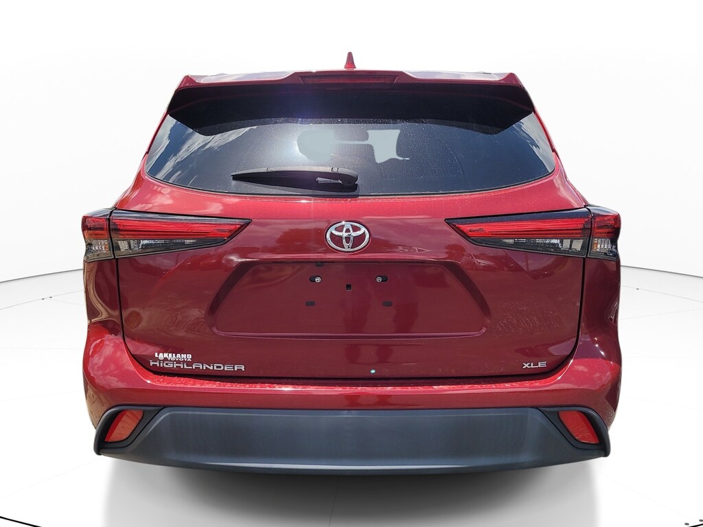 Used 2023 Toyota Highlander XLE SUV