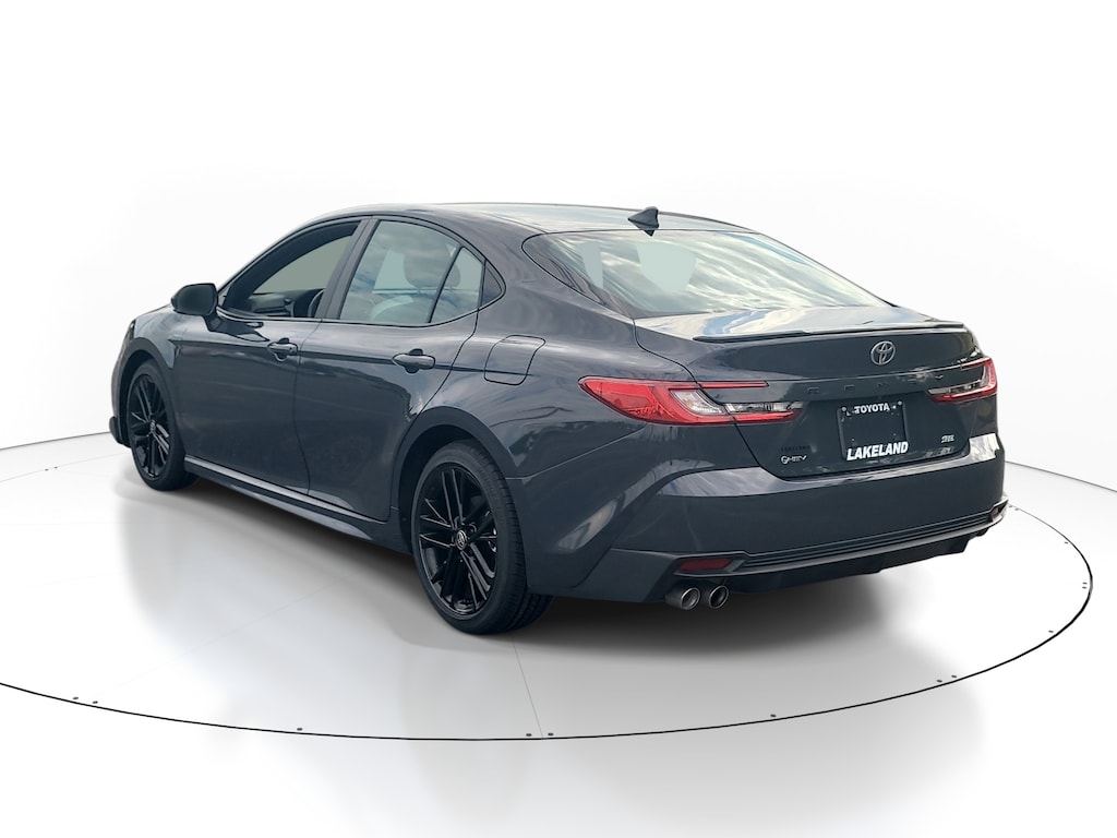 Used 2025 Toyota Camry SE Sedan