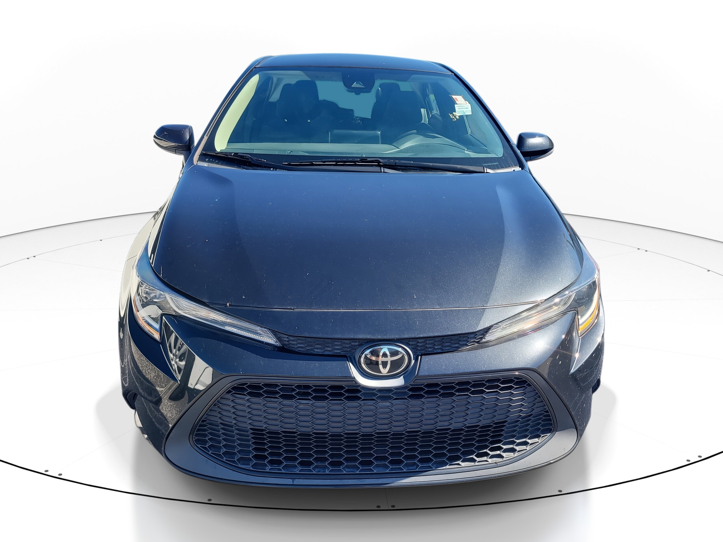 2022 Toyota Corolla LE photo 2