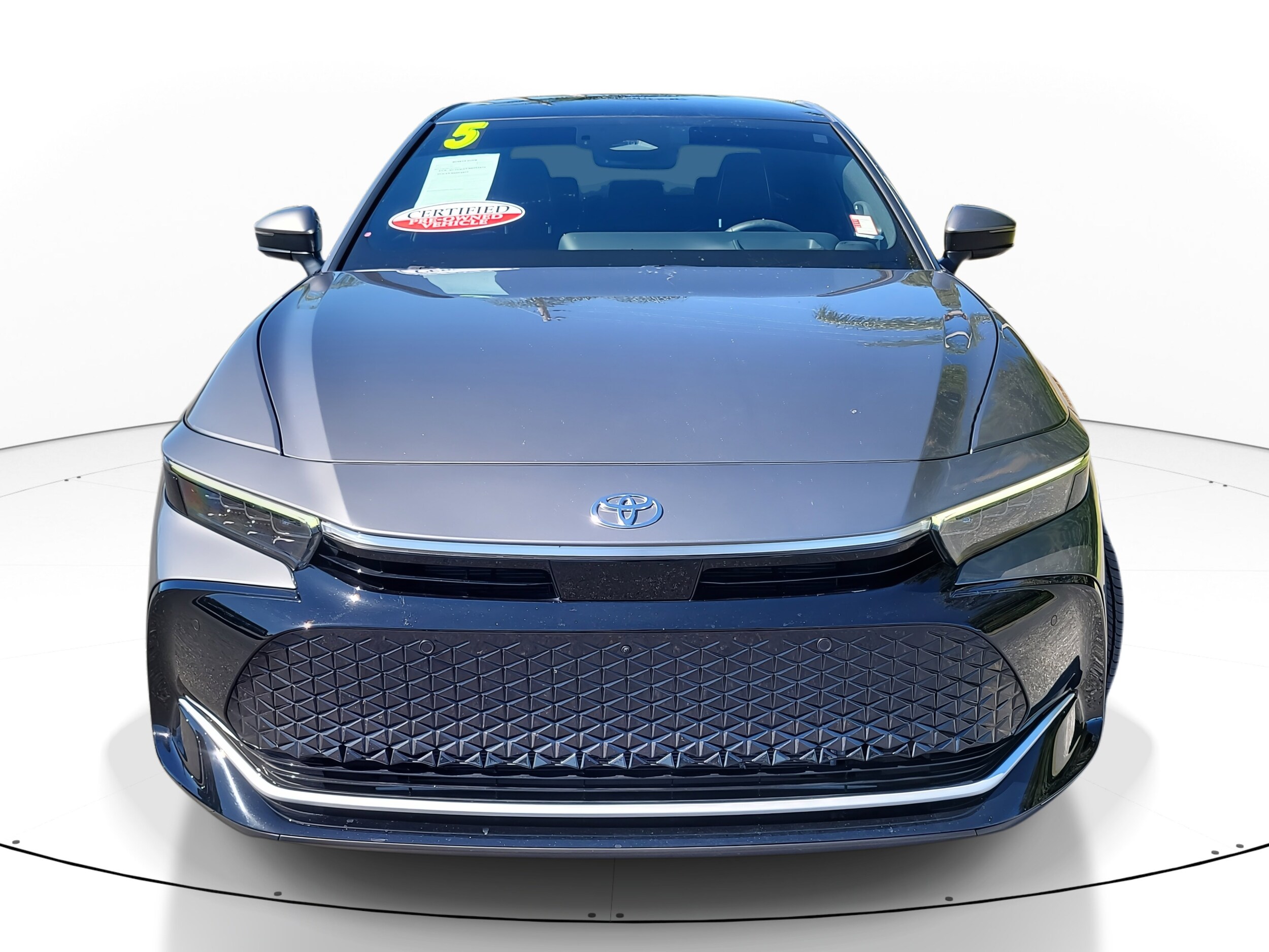 2025 Toyota Crown Platinum photo 2