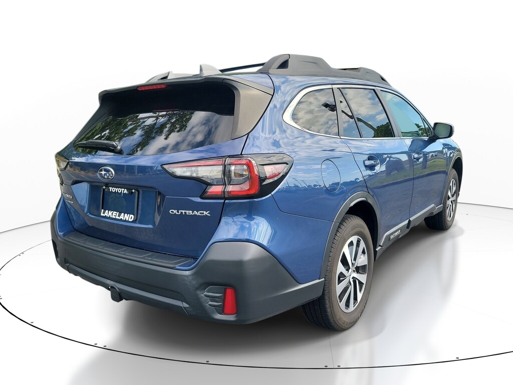 Used 2021 Subaru Outback Premium SUV