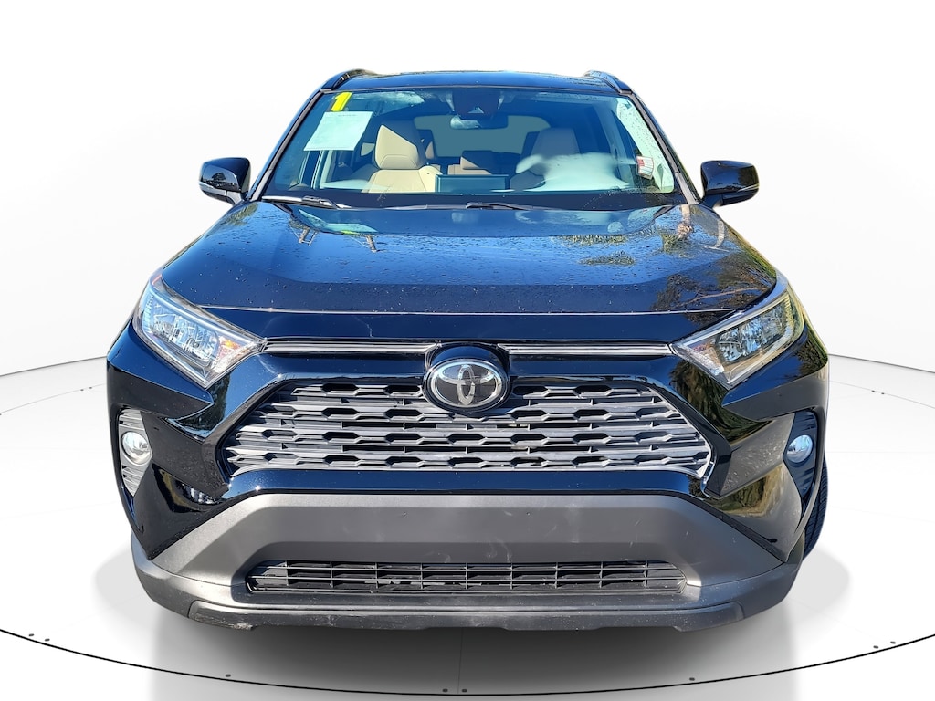 Used 2021 Toyota RAV4 XLE SUV