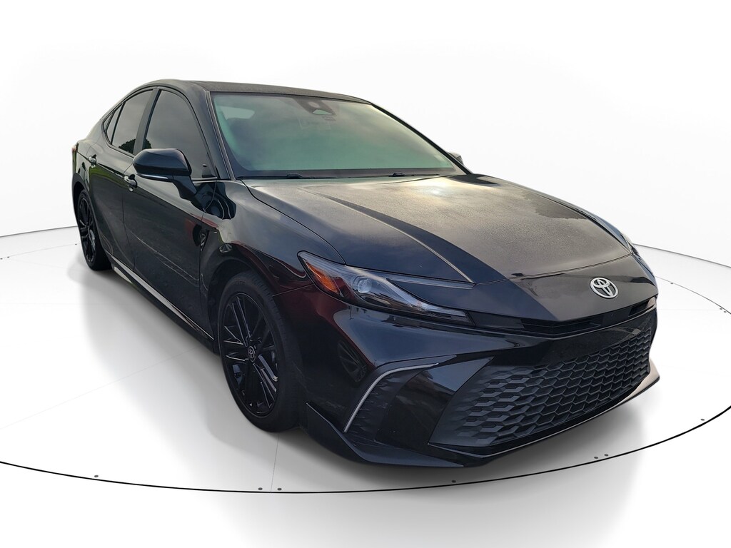 Used 2025 Toyota Camry SE Sedan