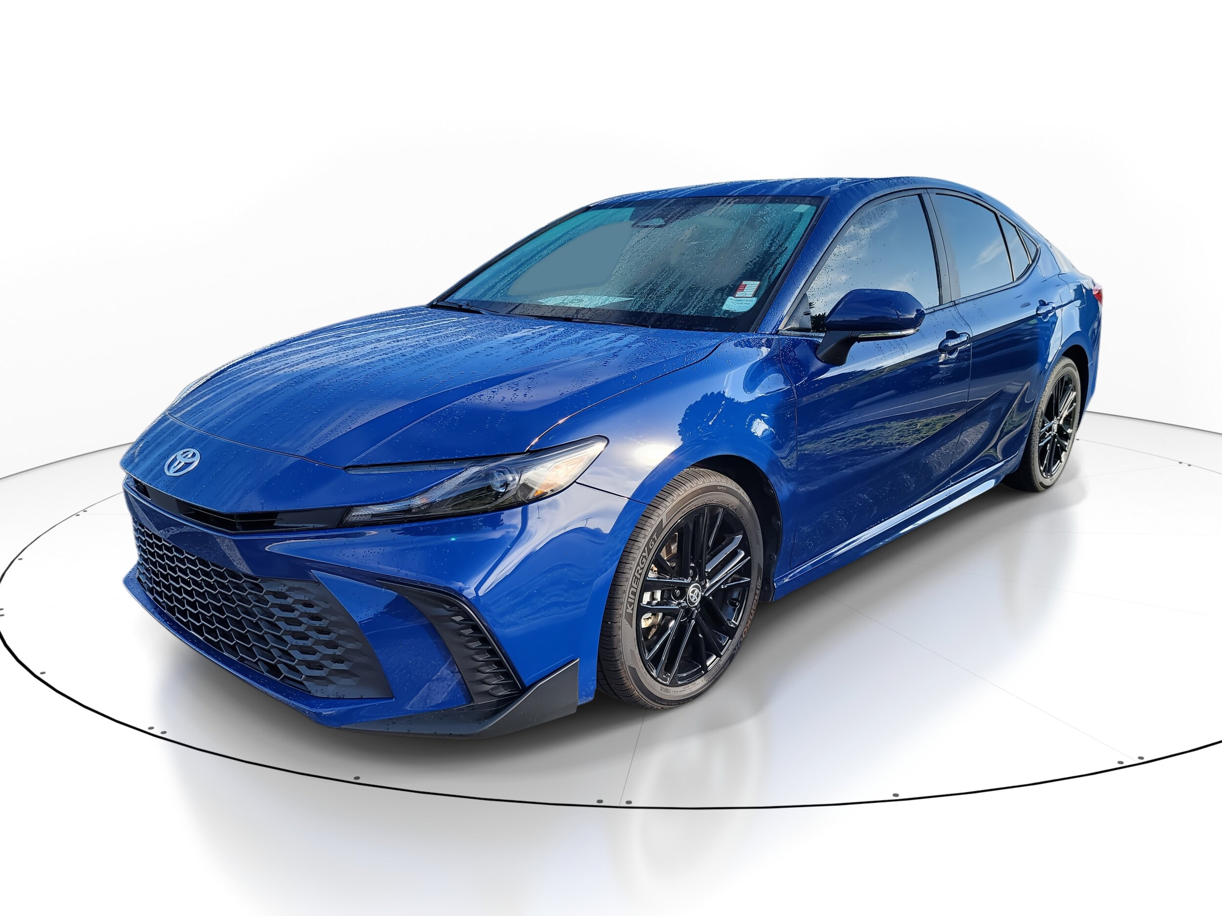 2025 Toyota Camry SE photo 3