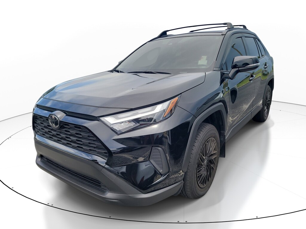 Used 2025 Toyota RAV4 Hybrid XLE SUV