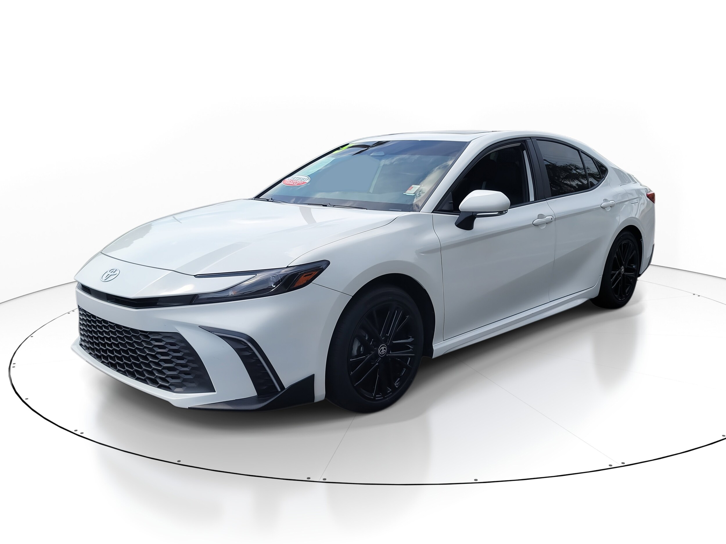 2025 Toyota Camry SE photo 3