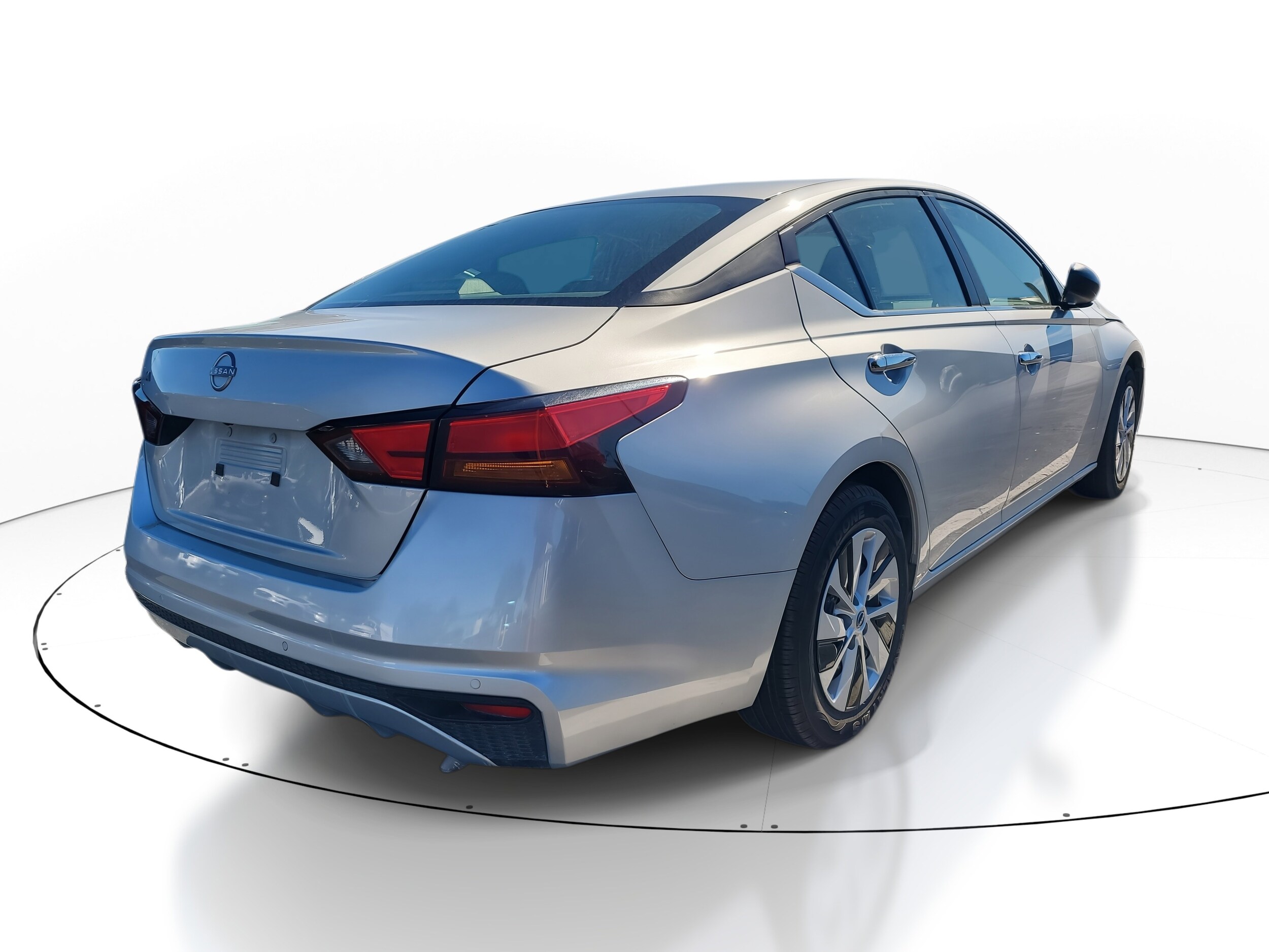 2024 Nissan Altima 2.5 S photo 3