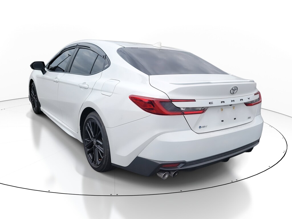 Used 2025 Toyota Camry SE Sedan