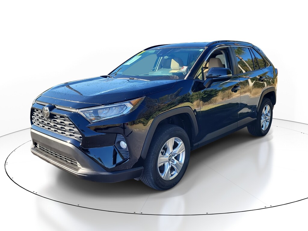 Used 2021 Toyota RAV4 XLE SUV