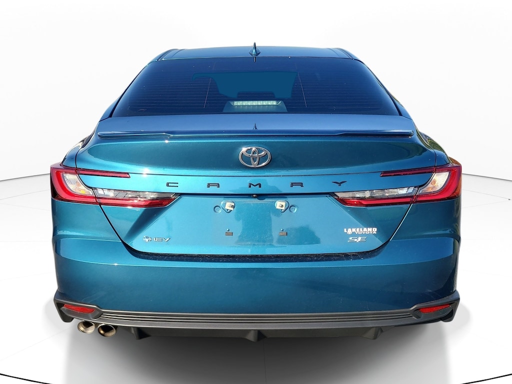 Used 2025 Toyota Camry SE Sedan