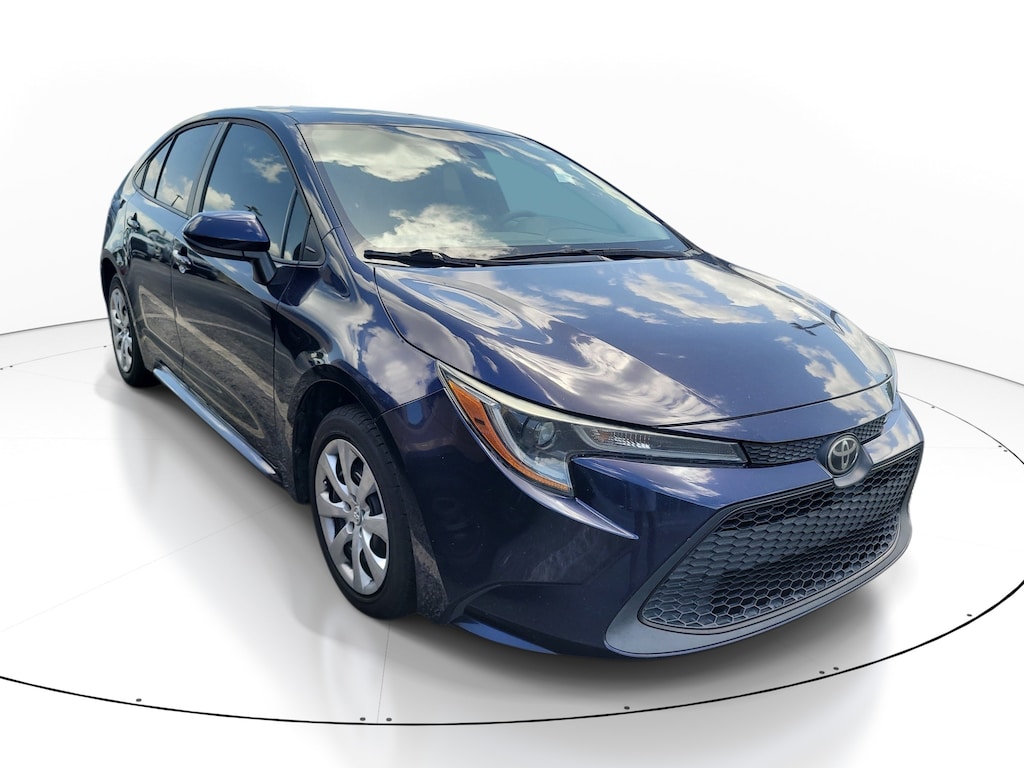 Used 2022 Toyota Corolla LE Sedan