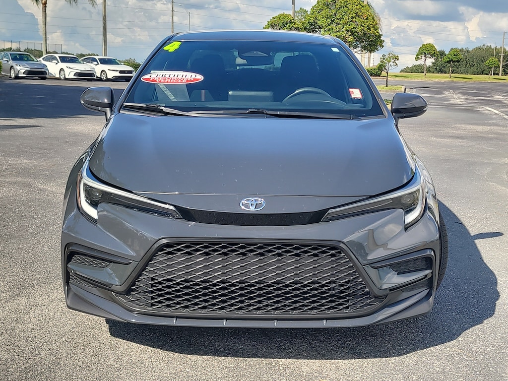 Used 2024 Toyota Corolla SE Sedan