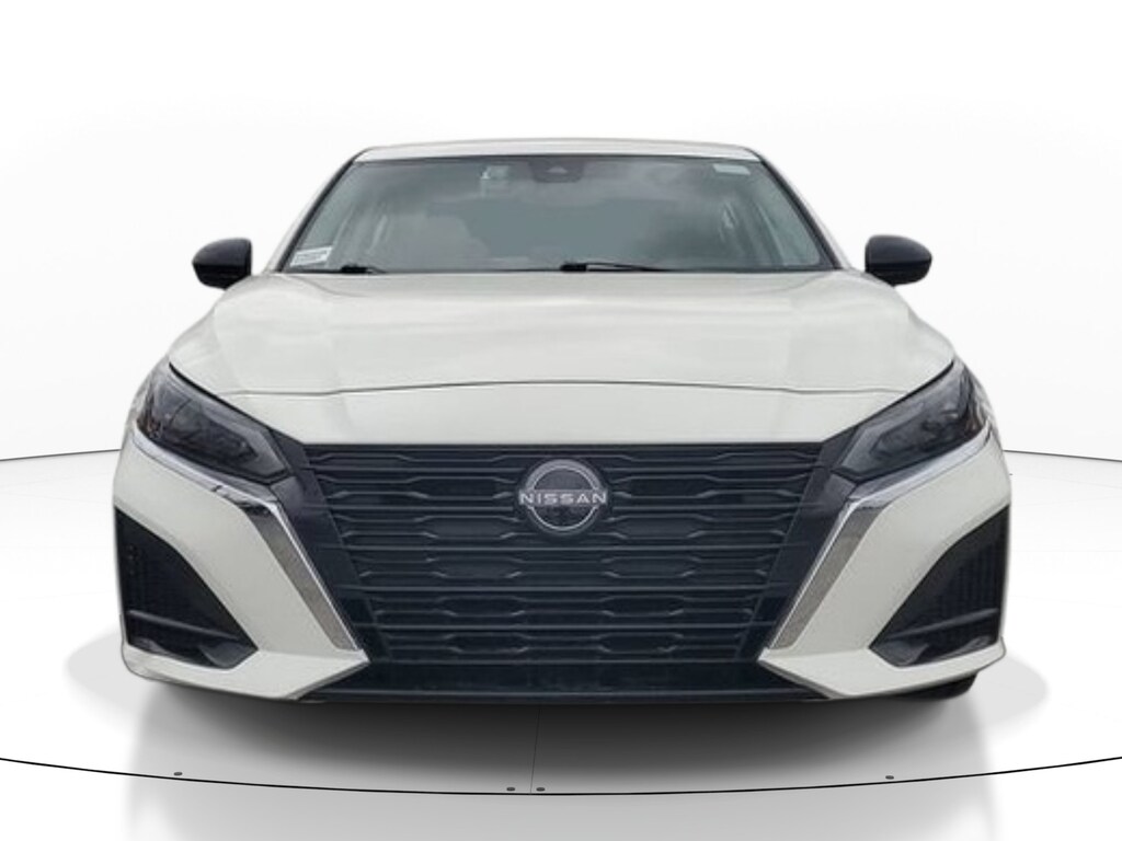 Used 2025 Nissan Altima SV Sedan