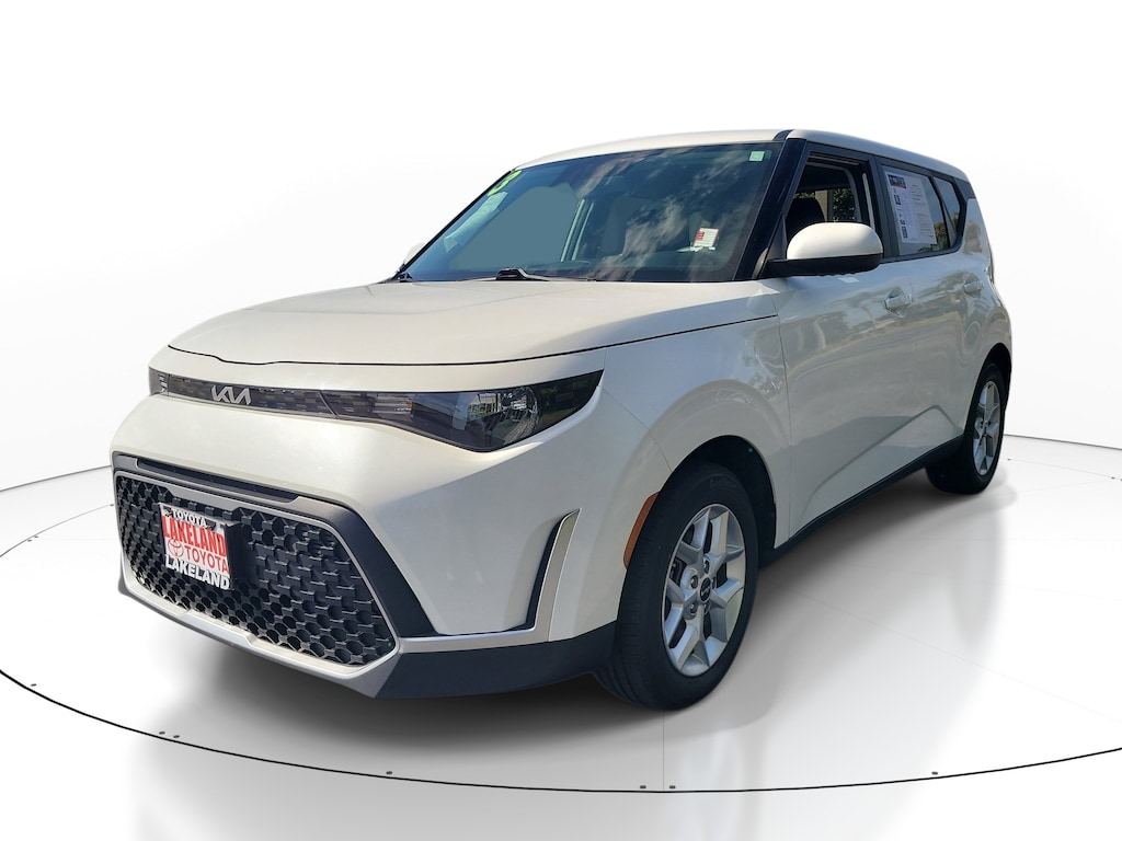 Used 2023 Kia Soul LX Hatchback