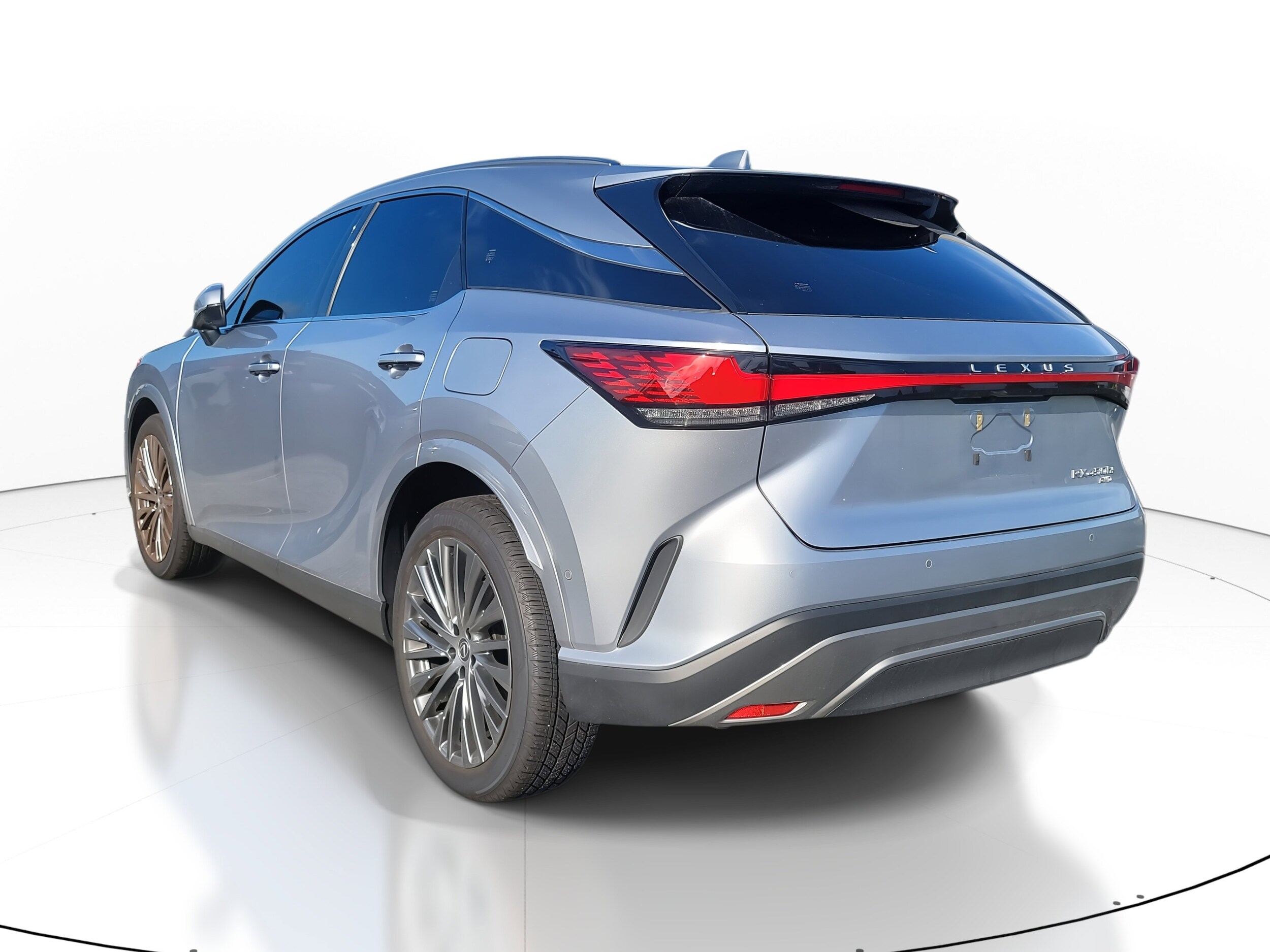 2025 Lexus RX 450h+ Luxury photo 4