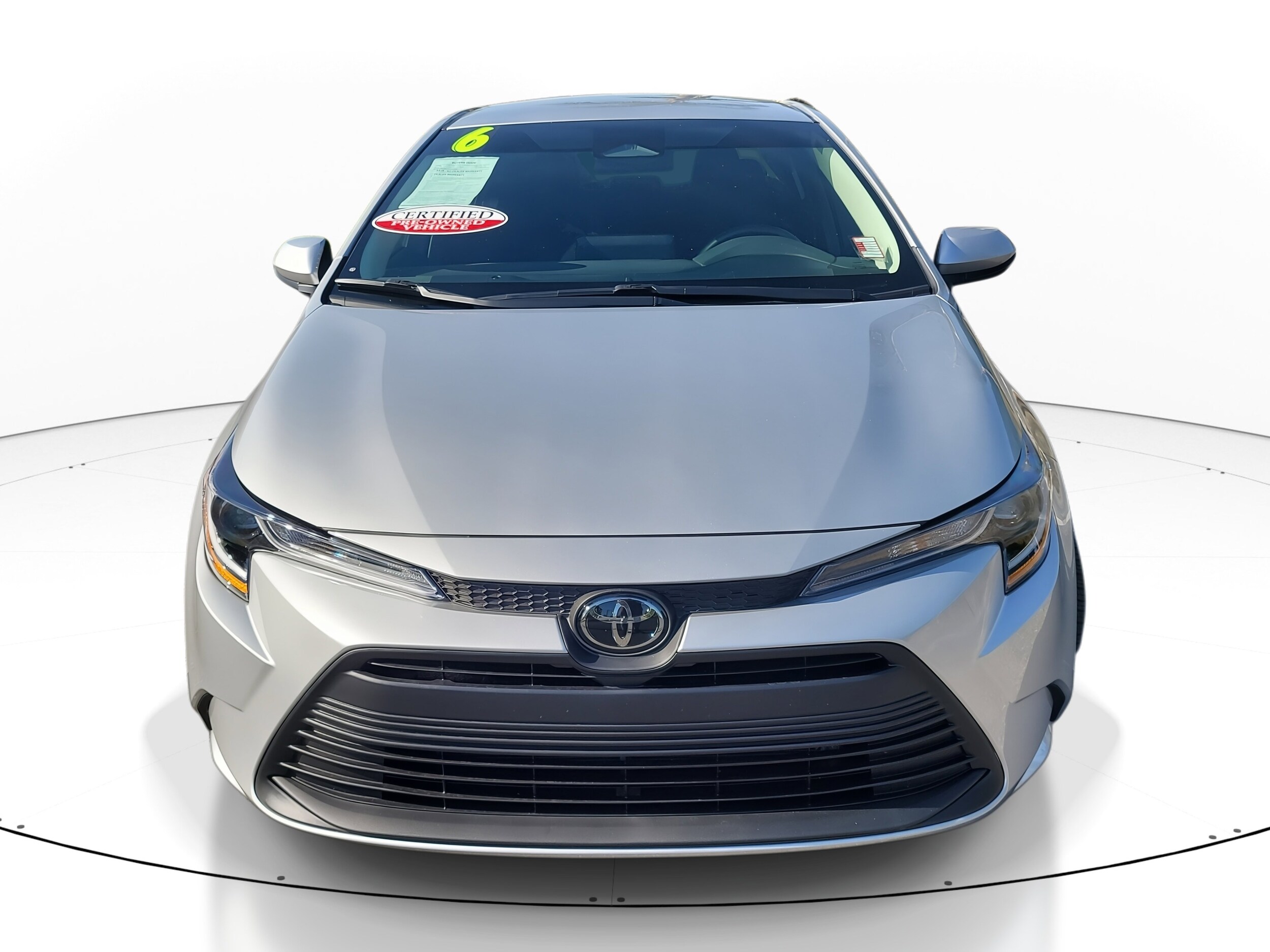 2026 Toyota Corolla LE photo 2