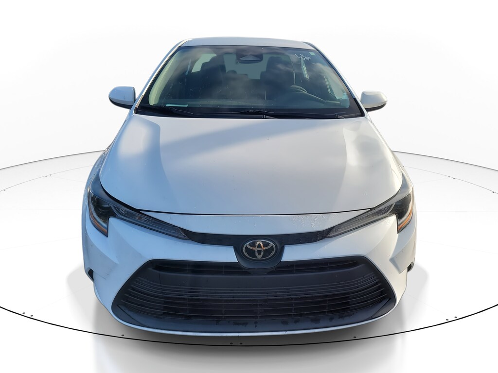 2023 Toyota Corolla LE photo 2
