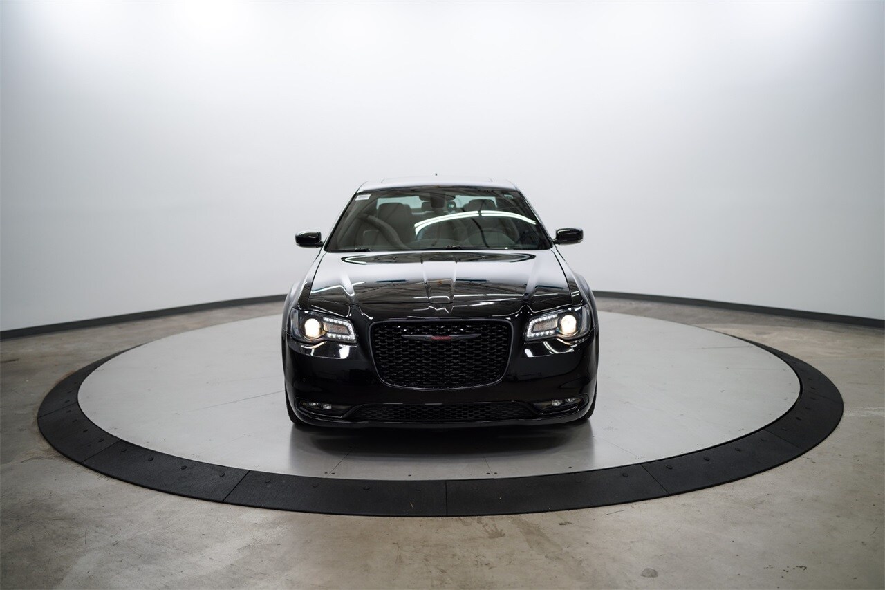 Used 2022 Chrysler 300 S with VIN 2C3CCABG5NH232654 for sale in Cornelius, NC