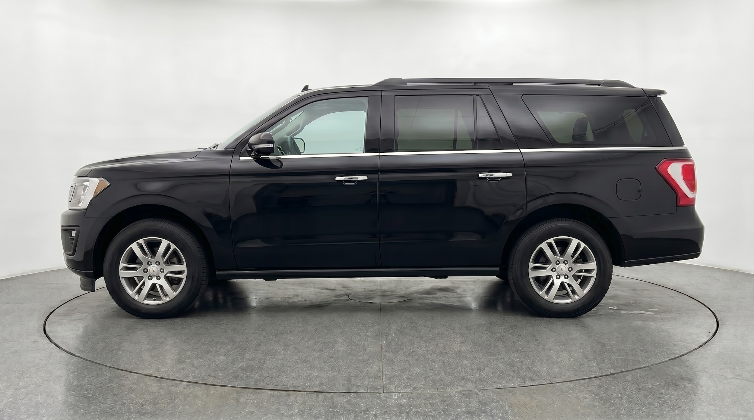 Thumbnail: 2024 Ford Expedition MAX - 4