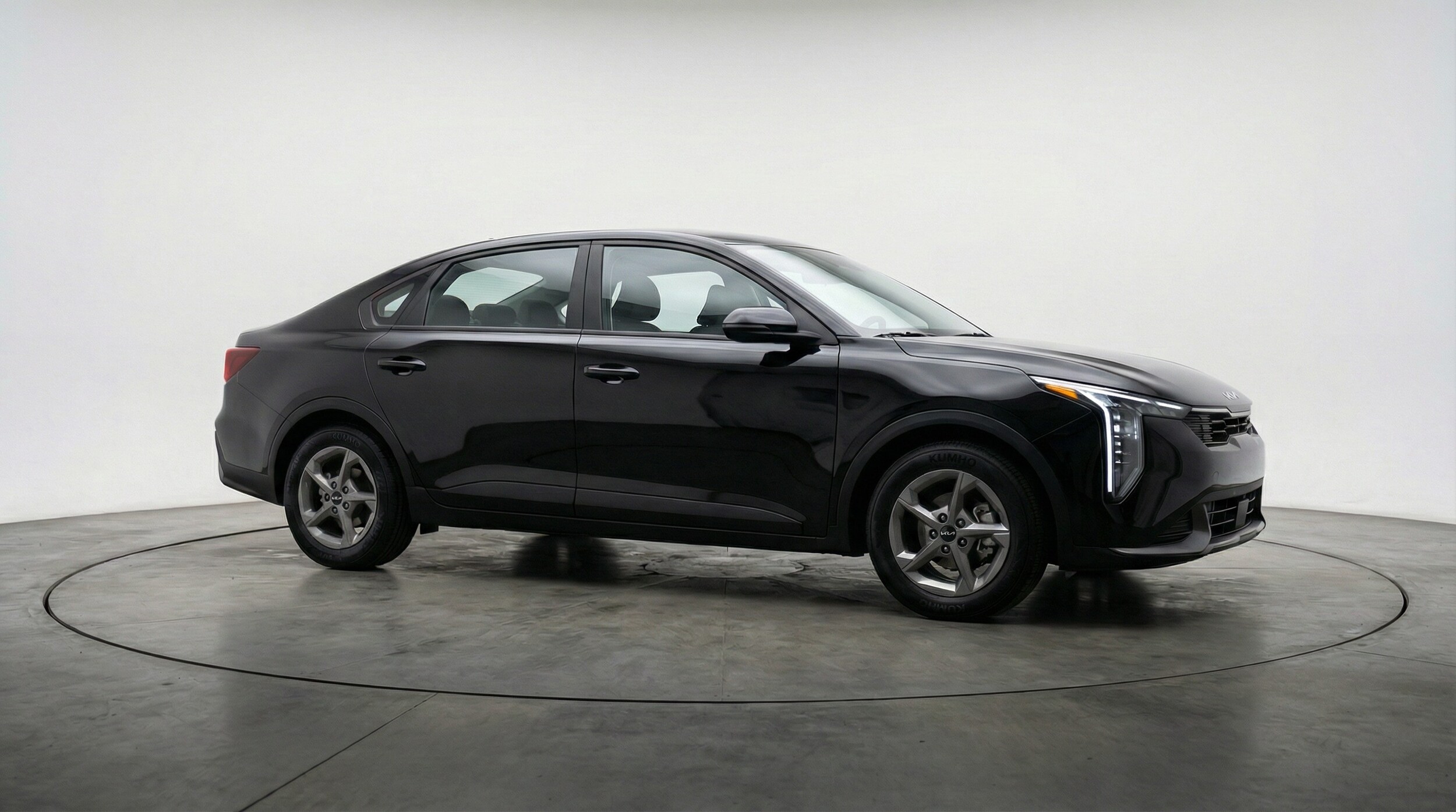 Thumbnail: 2025 Kia K4 - 1