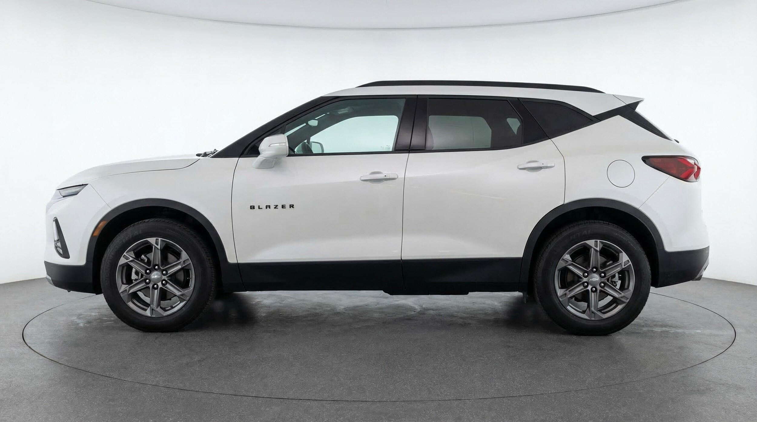 Thumbnail: 2025 Chevrolet Blazer - 4