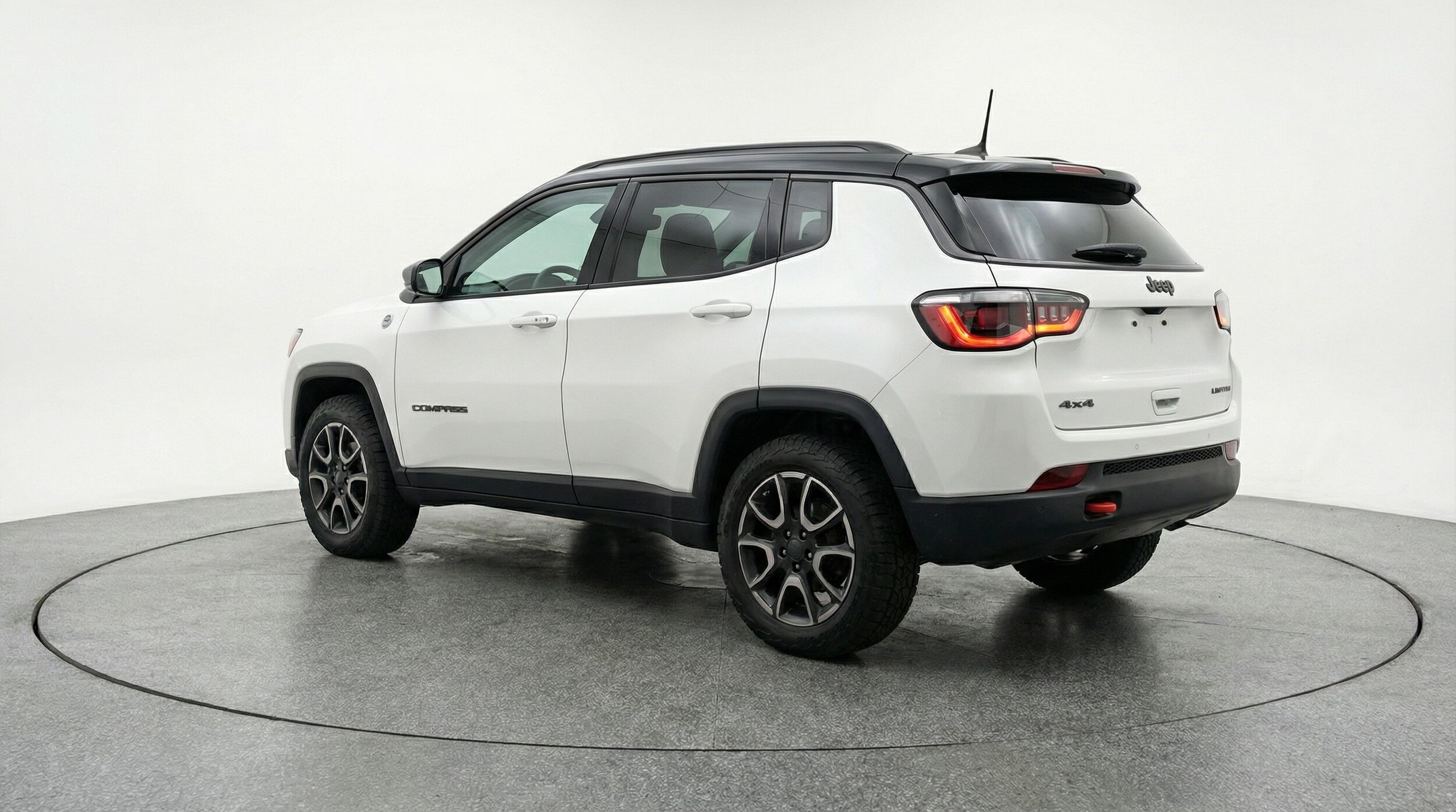 Thumbnail: 2025 Jeep Compass - 5