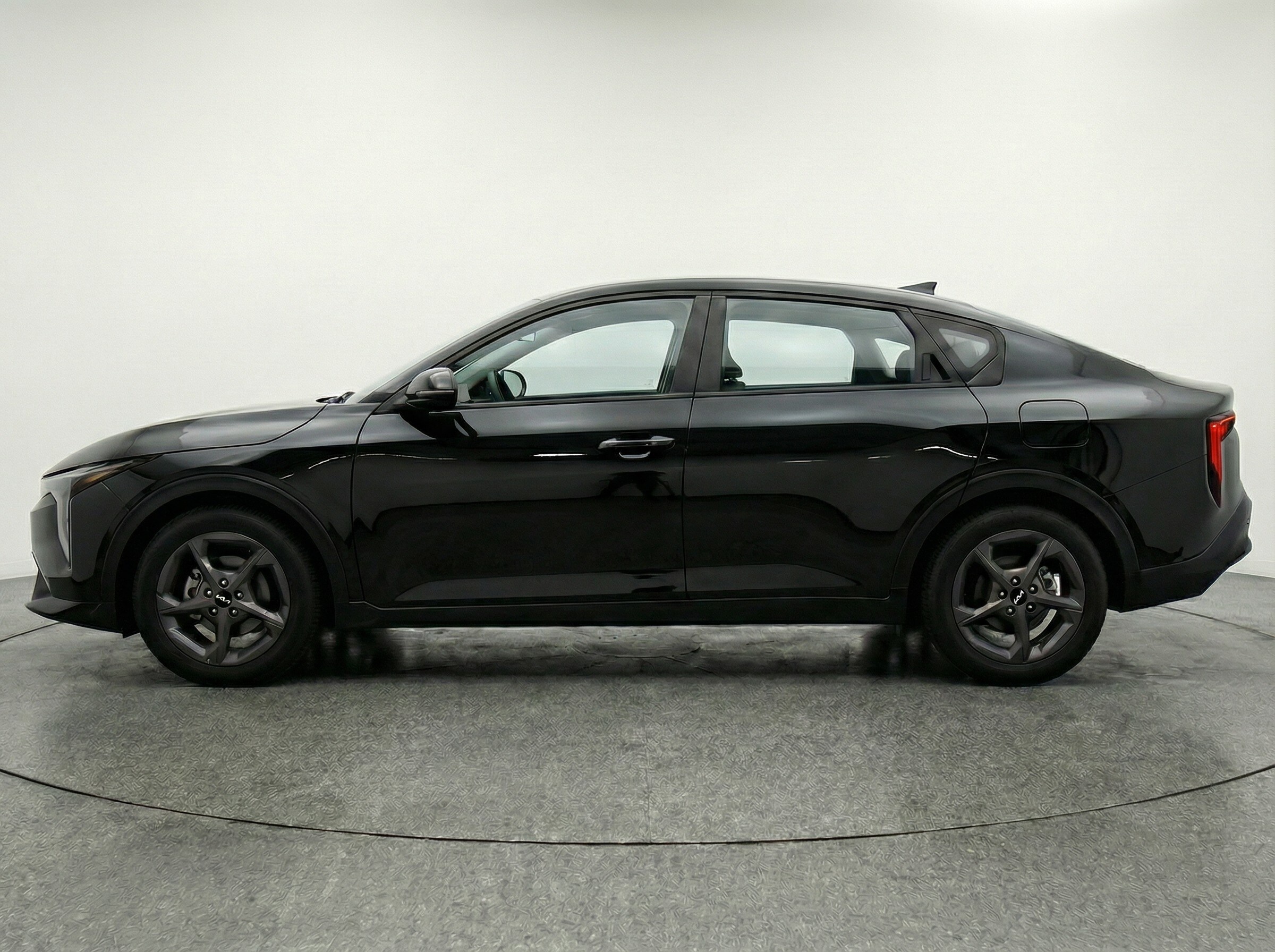 Thumbnail: 2025 Kia K4 - 4