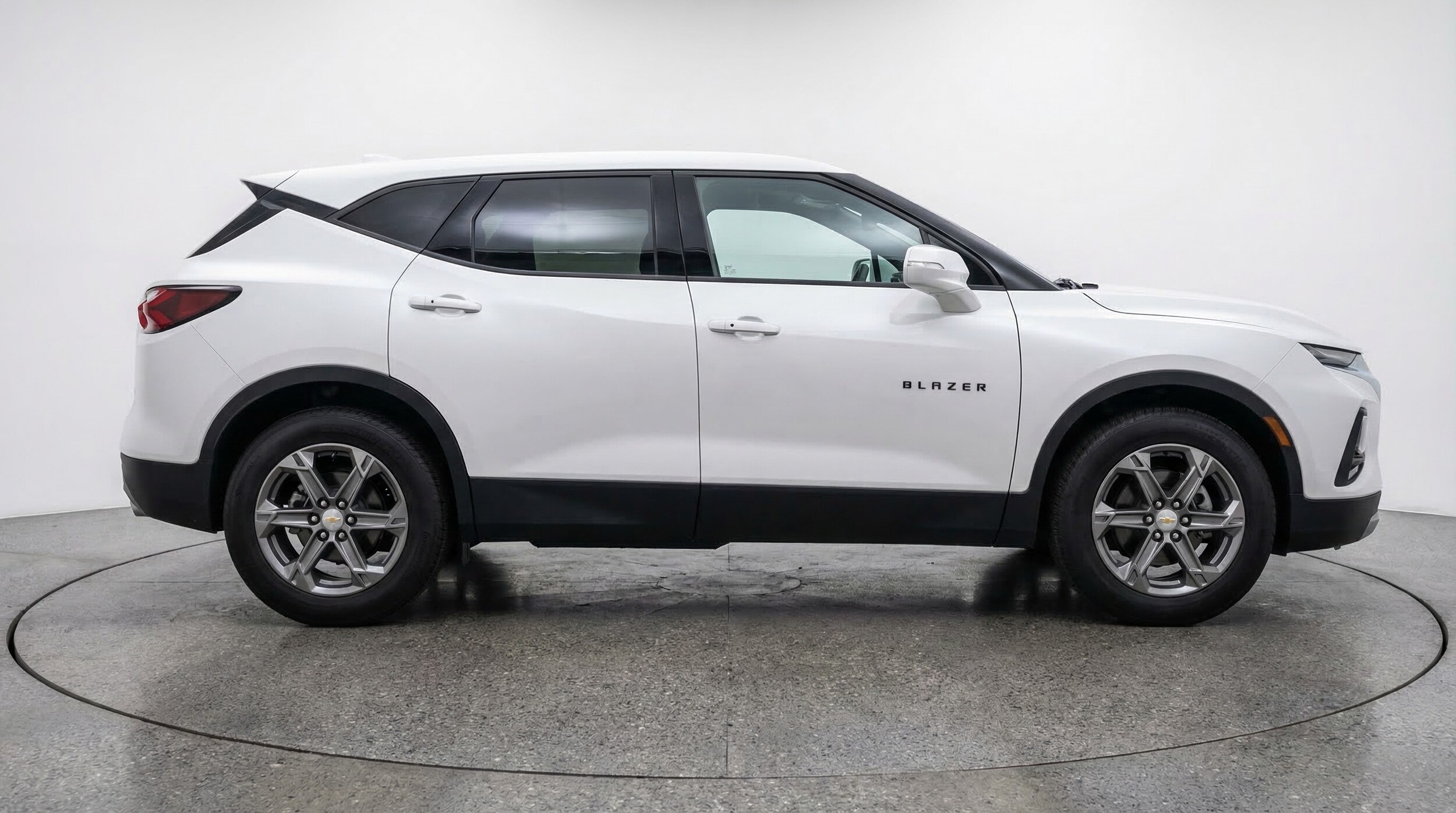 Thumbnail: 2025 Chevrolet Blazer - 8