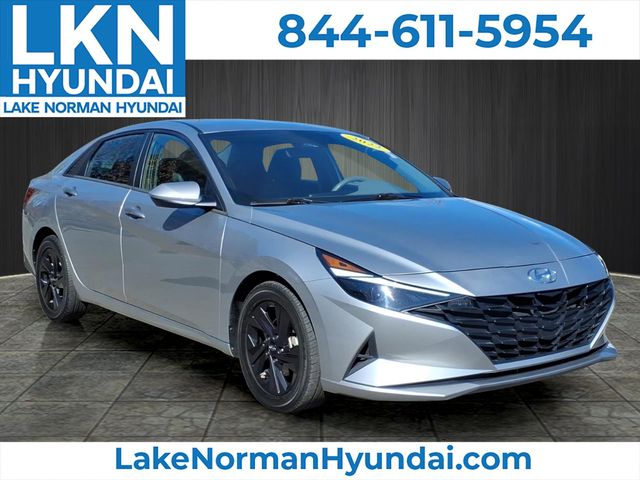 2022 Hyundai Elantra