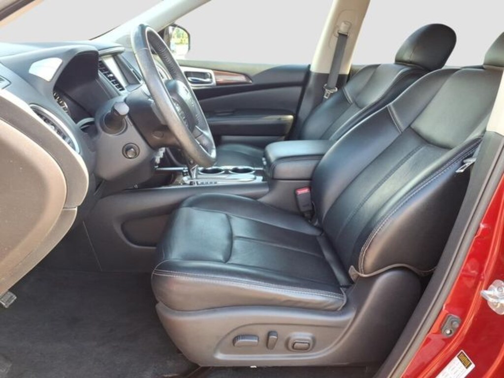 Used 2016 Nissan Pathfinder Platinum SUV