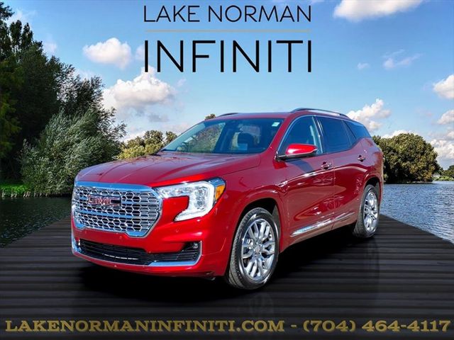 2024 GMC Terrain Denali's photo