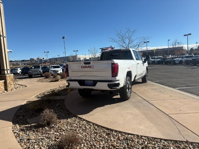 2024 Gmc Sierra HD Denali photo 3