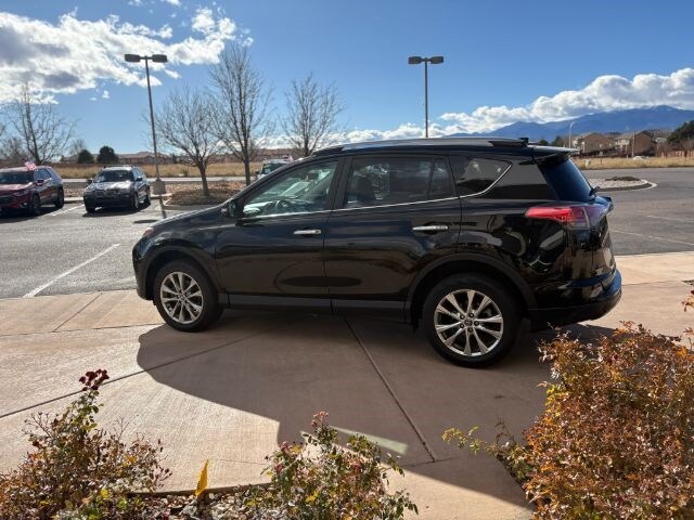 2018 Toyota RAV4 Limited photo 2