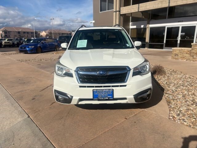 2017 Subaru Forester 2.5i Touring photo 2