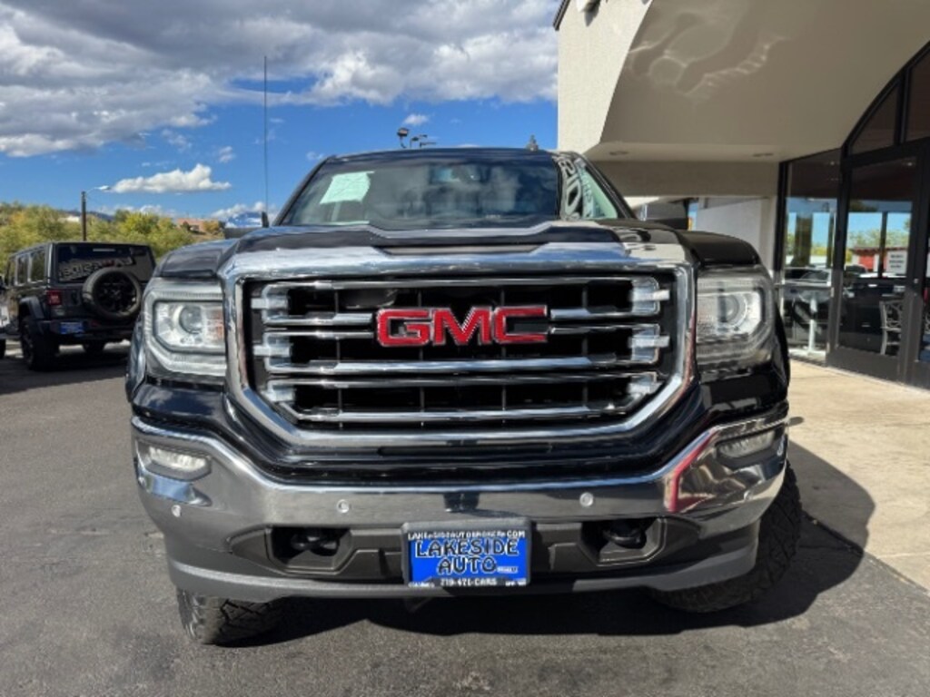 Used 2017 GMC Sierra 1500 SLT Truck