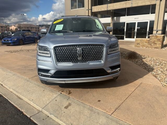 2019 Lincoln Navigator Black Label photo 2