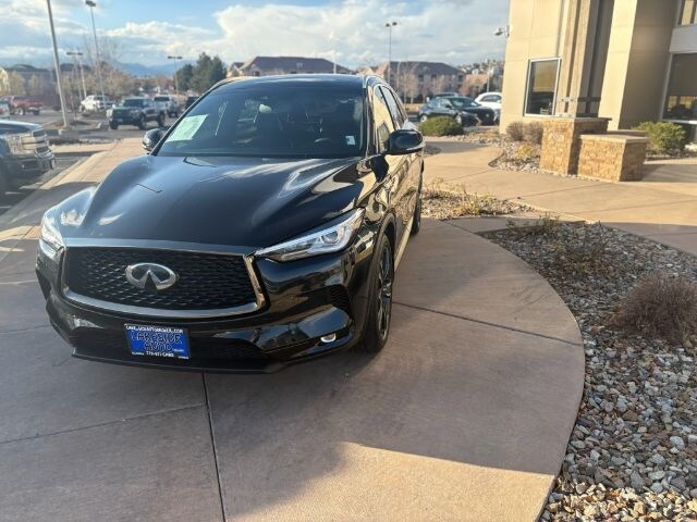 2021 Infiniti QX50 Luxe photo 2