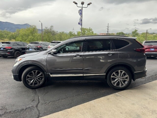 2020 Honda CR-V Touring photo 3