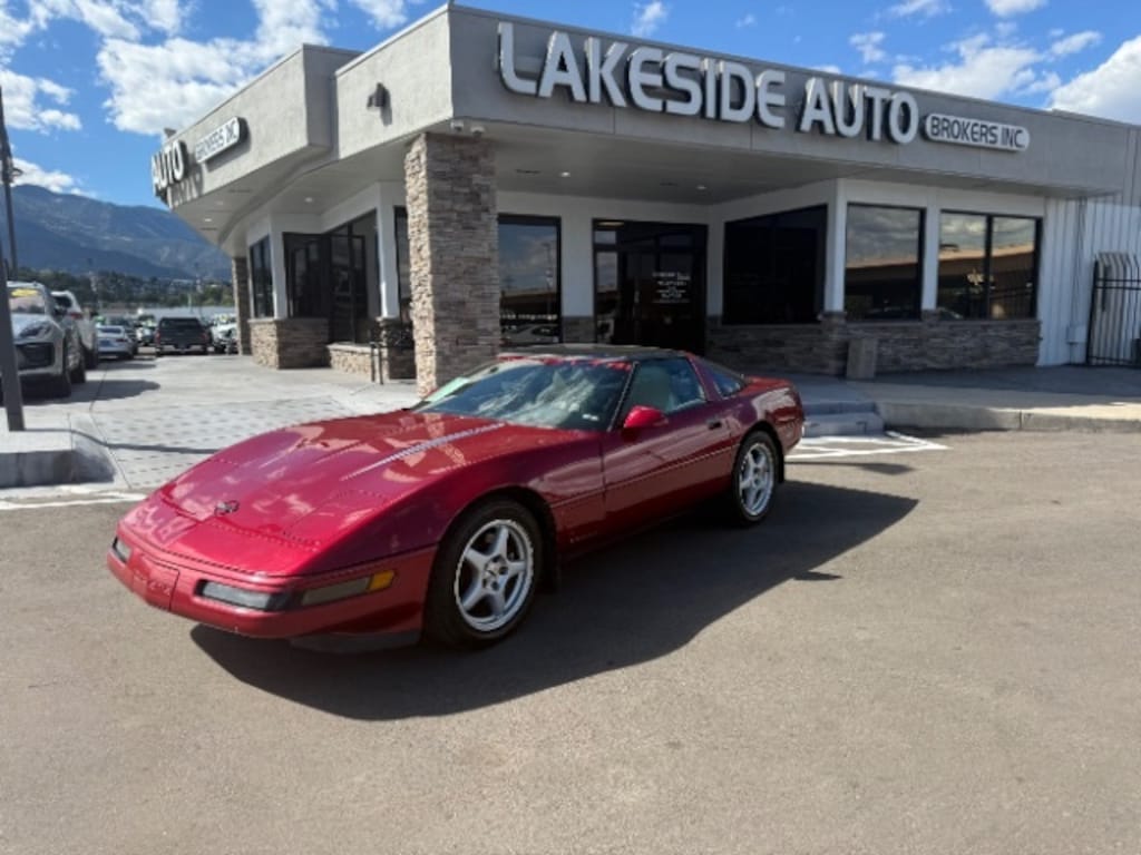 Used 1995 Chevrolet Corvette Base Coupe