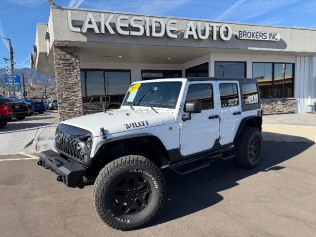 Used 2017 Jeep Wrangler Unlimited Willys SUV