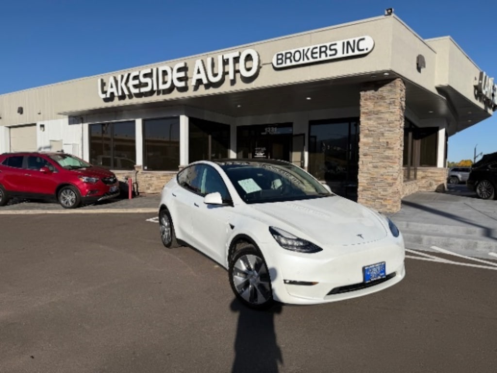 Used 2021 Tesla Model Y Standard Range SUV