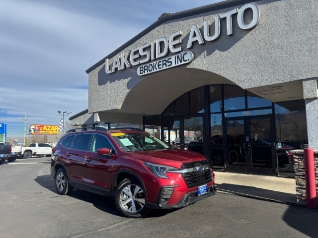 2024 Subaru Ascent Premium's photo