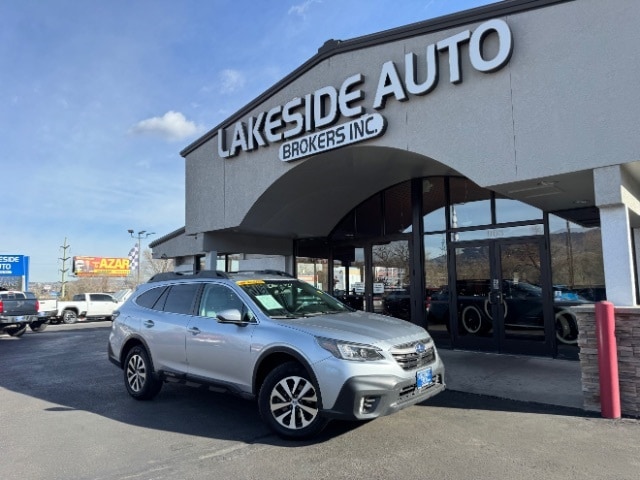 2022 Subaru Outback Premium's photo