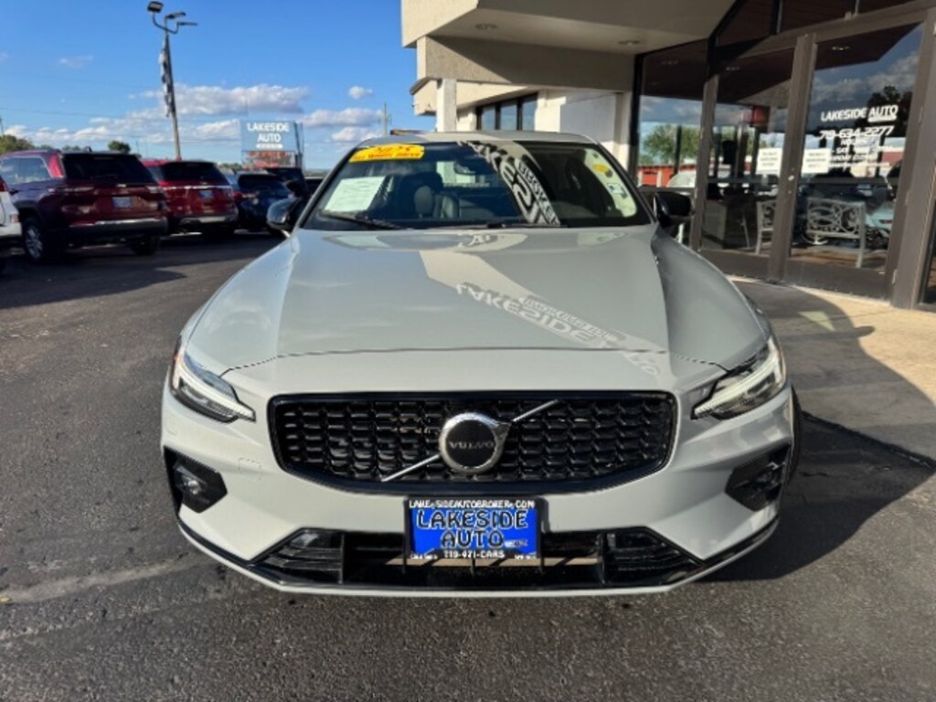 Used 2025 Volvo S60 B5 Core Sedan