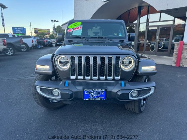 2022 Jeep Wrangler Unlimited Sahara 4xe photo 3